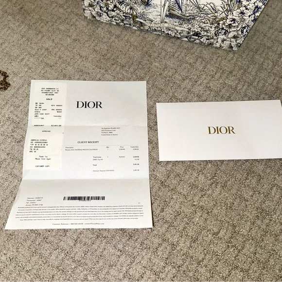 Dior Saddle Pouch. - Picture 6 of 9